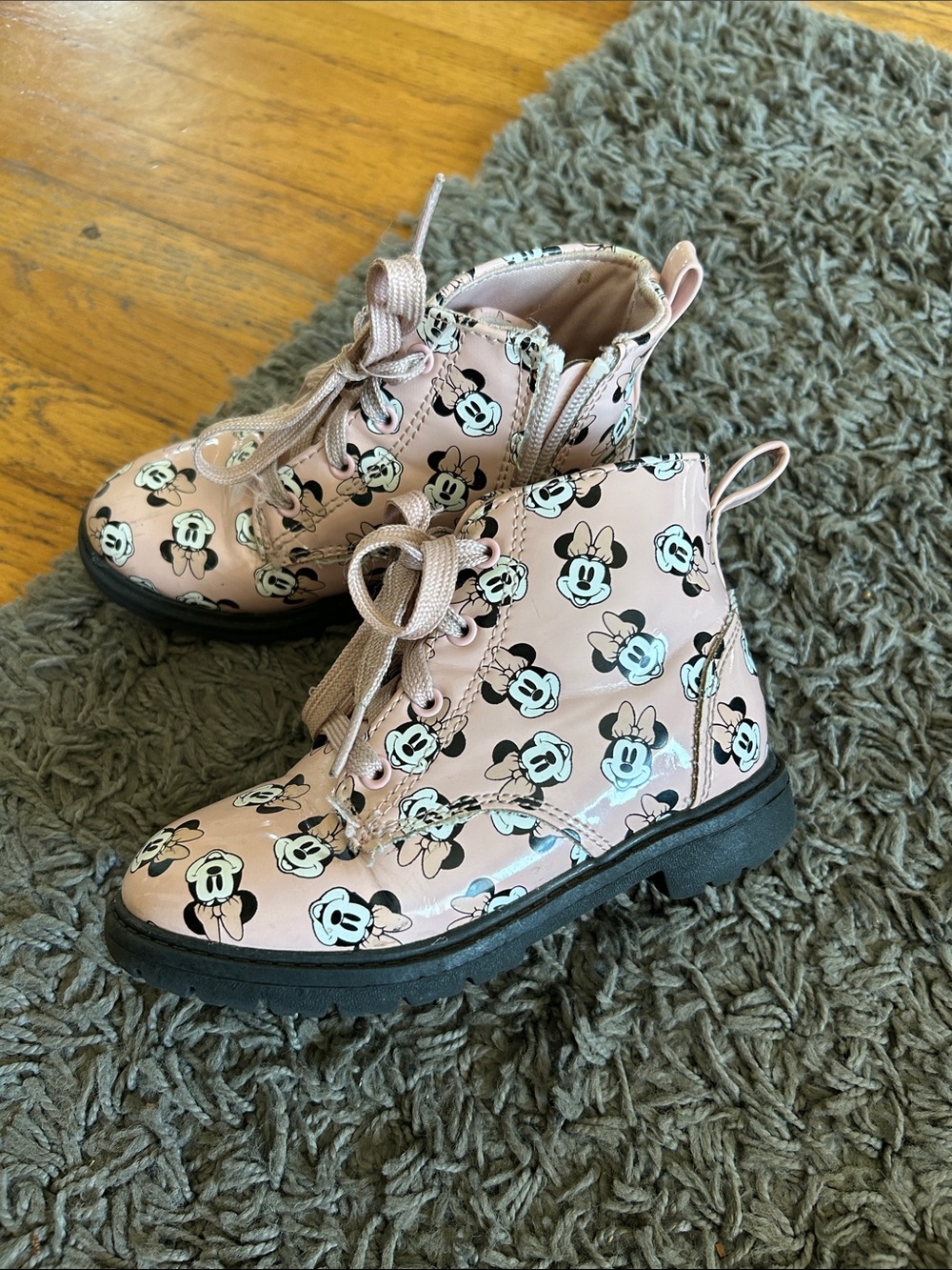 MINNIE Toddler Girl Pink Minnie Mouse Lace-Up Ankle Boots Size 9